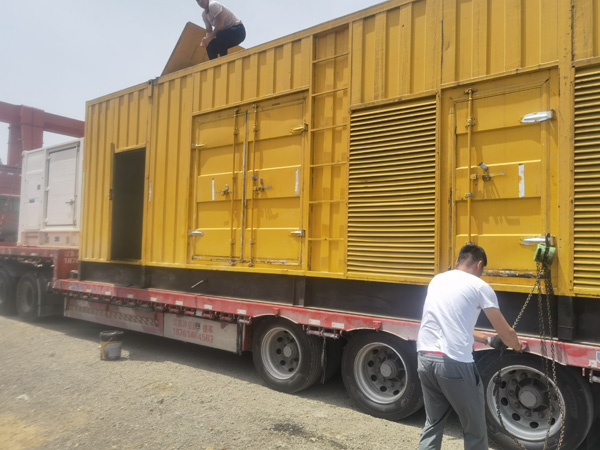 兰洋镇发电机出租100KW发电机需要什么规格的电缆线?