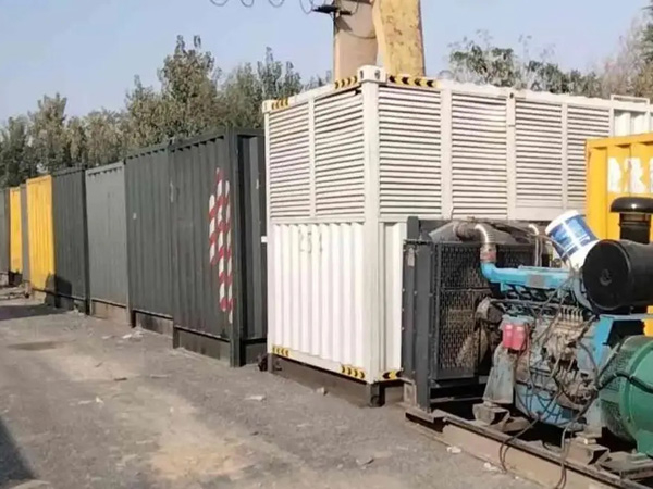 兰洋镇200KW柴油发电机机组每小时油耗是多少?